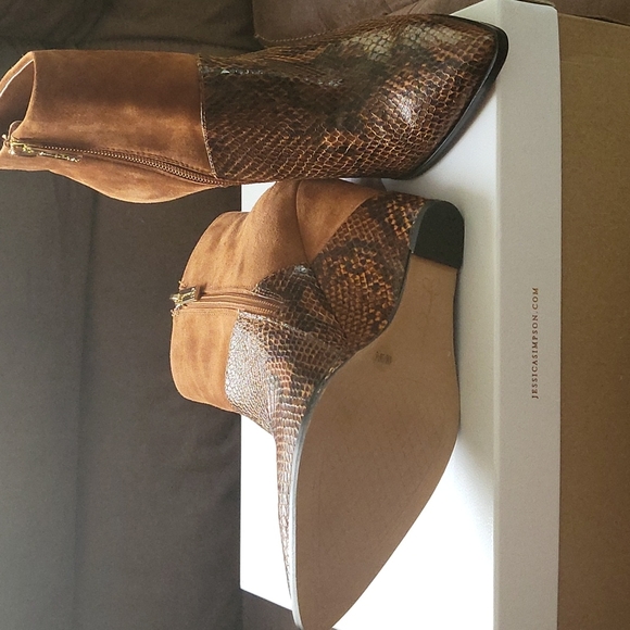 Booties - Picture 3 of 6